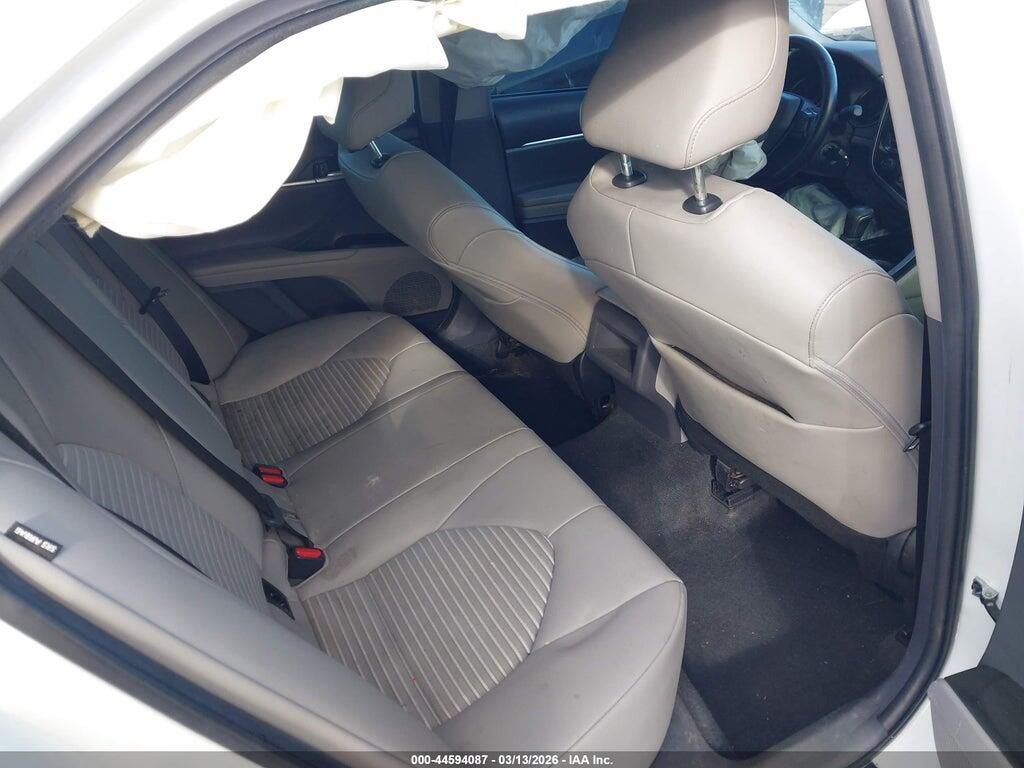 4T1G11AK0NU058106 2022 TOYOTA CAMRY photo no. 8