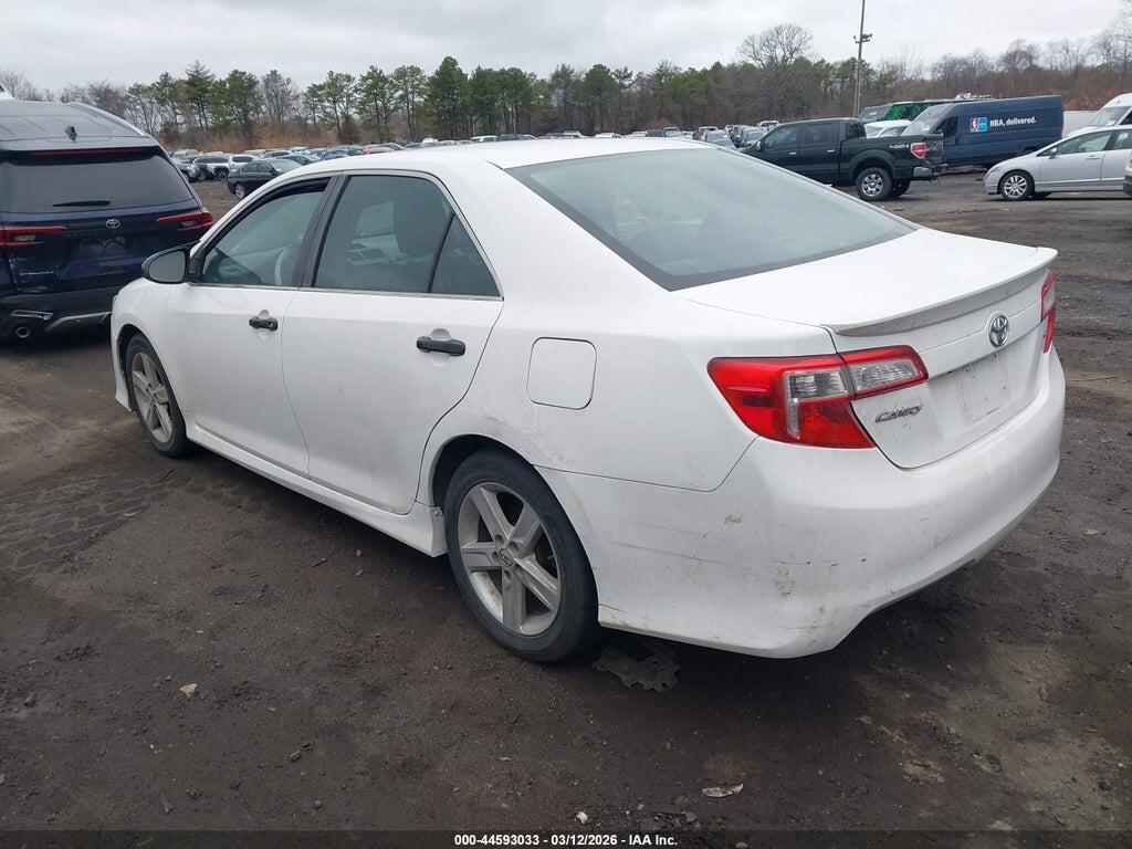 4T1BF1FK8EU445684 2014 TOYOTA CAMRY photo no. 3
