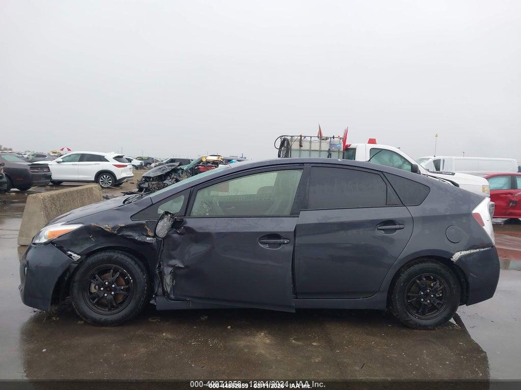 JTDKN3DU4F1994356 2015 TOYOTA PRIUS photo no. 6