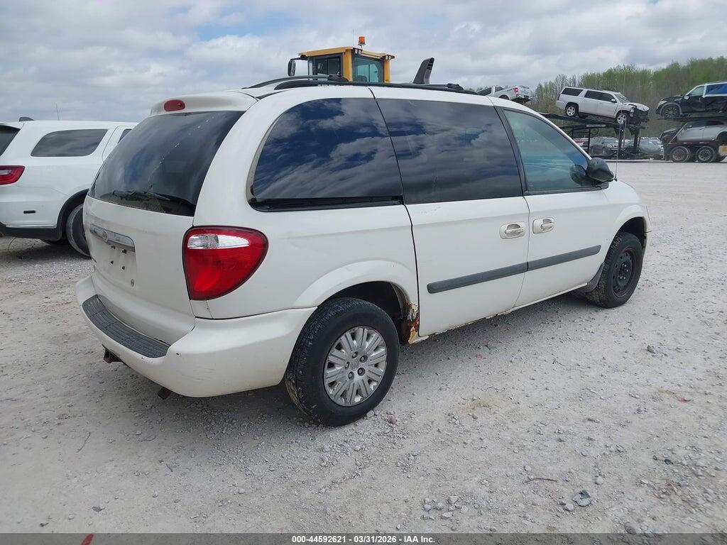 1A4GP45R26B760446 2006 CHRYSLER TOWN & COUNTRY photo no. 4
