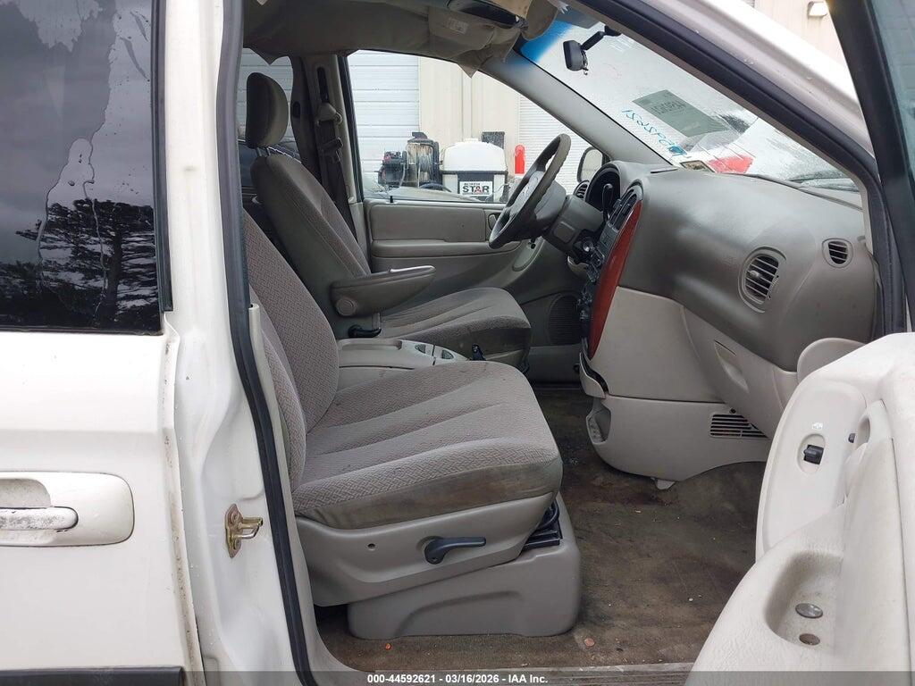 1A4GP45R26B760446 2006 CHRYSLER TOWN & COUNTRY photo no. 5