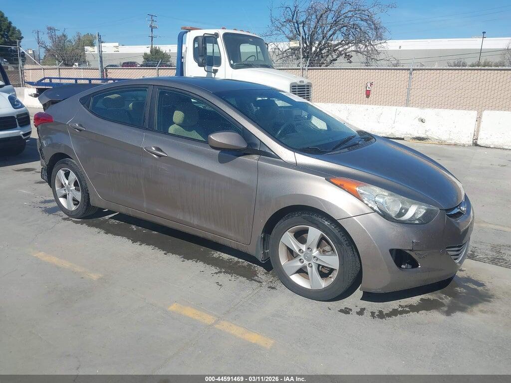 5NPDH4AE5DH424746 2013 HYUNDAI ELANTRA photo no. 1