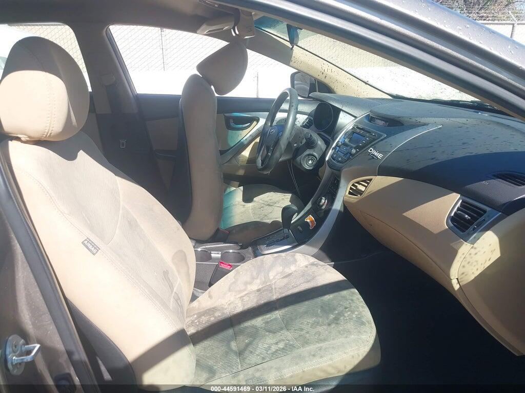 5NPDH4AE5DH424746 2013 HYUNDAI ELANTRA photo no. 5