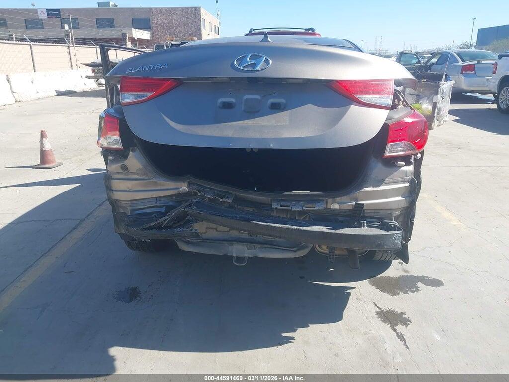 5NPDH4AE5DH424746 2013 HYUNDAI ELANTRA photo no. 6