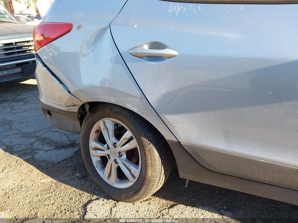 KM8JU3AC2BU257994 2011 HYUNDAI TUCSON photo no. 12