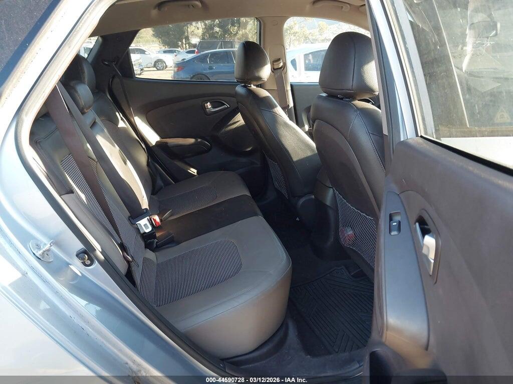 KM8JU3AC2BU257994 2011 HYUNDAI TUCSON photo no. 8