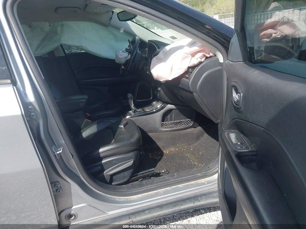 3C4NJDBB5LT156664 2020 JEEP COMPASS photo no. 5