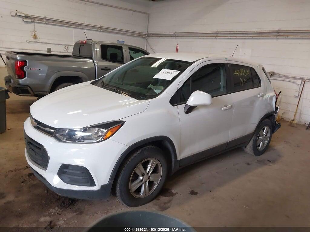 3GNCJKSB6KL404888 2019 CHEVROLET TRAX photo no. 2