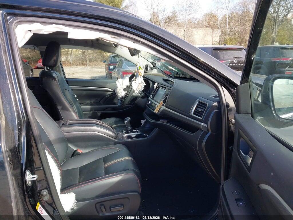 5TDJZRFH8KS623104 2019 TOYOTA HIGHLANDER photo no. 5