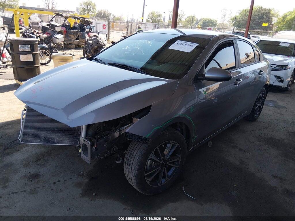 3KPF24AD7RE725757 2024 KIA FORTE photo no. 2