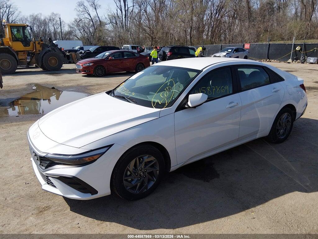 KMHLM4DG8RU705484 2024 HYUNDAI ELANTRA photo no. 2