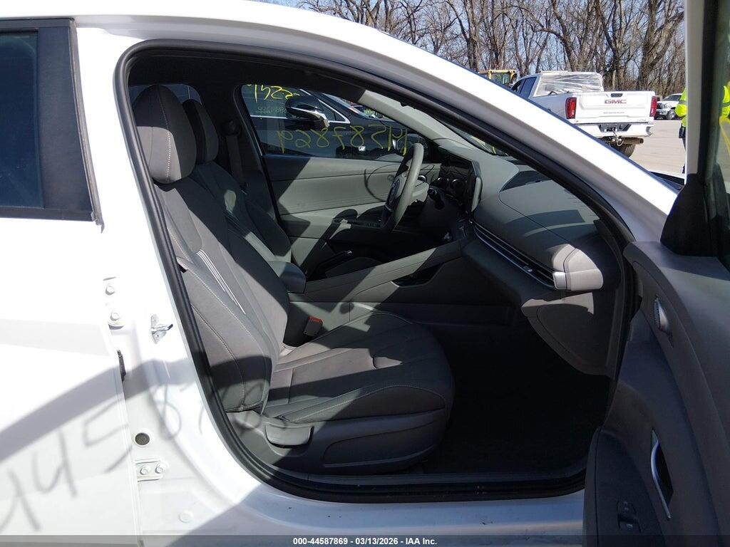 KMHLM4DG8RU705484 2024 HYUNDAI ELANTRA photo no. 5