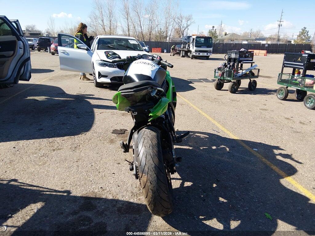 JKAEXEF12EDA16406 2014 KAWASAKI EX650 photo no. 6