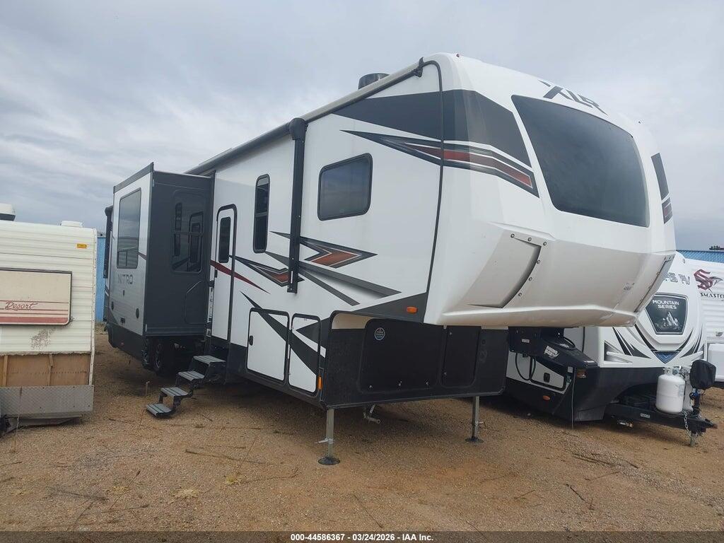 4X4FXLL35NF170267 2022 FOREST RIVER XLF35DK5 photo no. 1
