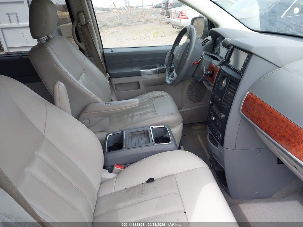 2A8HR54P28R684976 2008 CHRYSLER TOWN & COUNTRY photo no. 5
