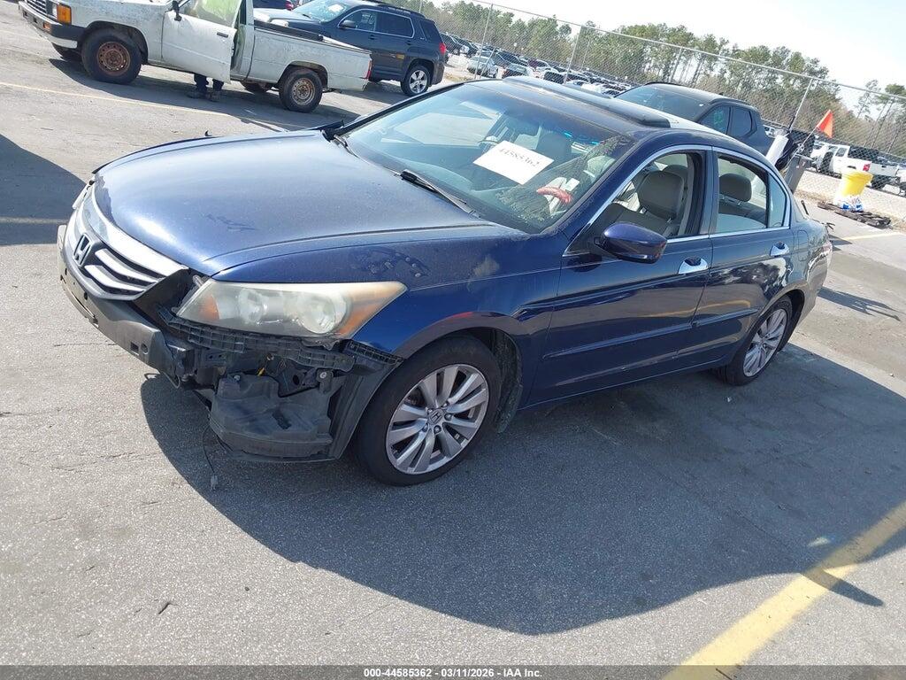 1HGCP3F81BA028590 2011 HONDA ACCORD photo no. 2