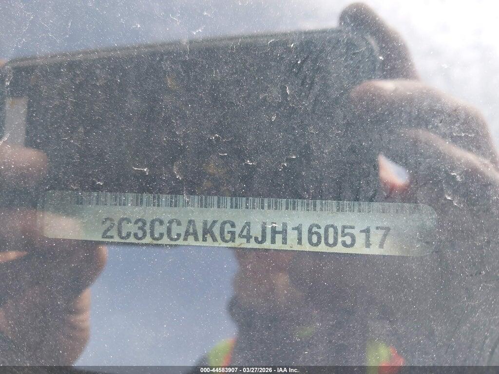 2C3CCAKG4JH160517 2018 CHRYSLER 300 photo no. 9