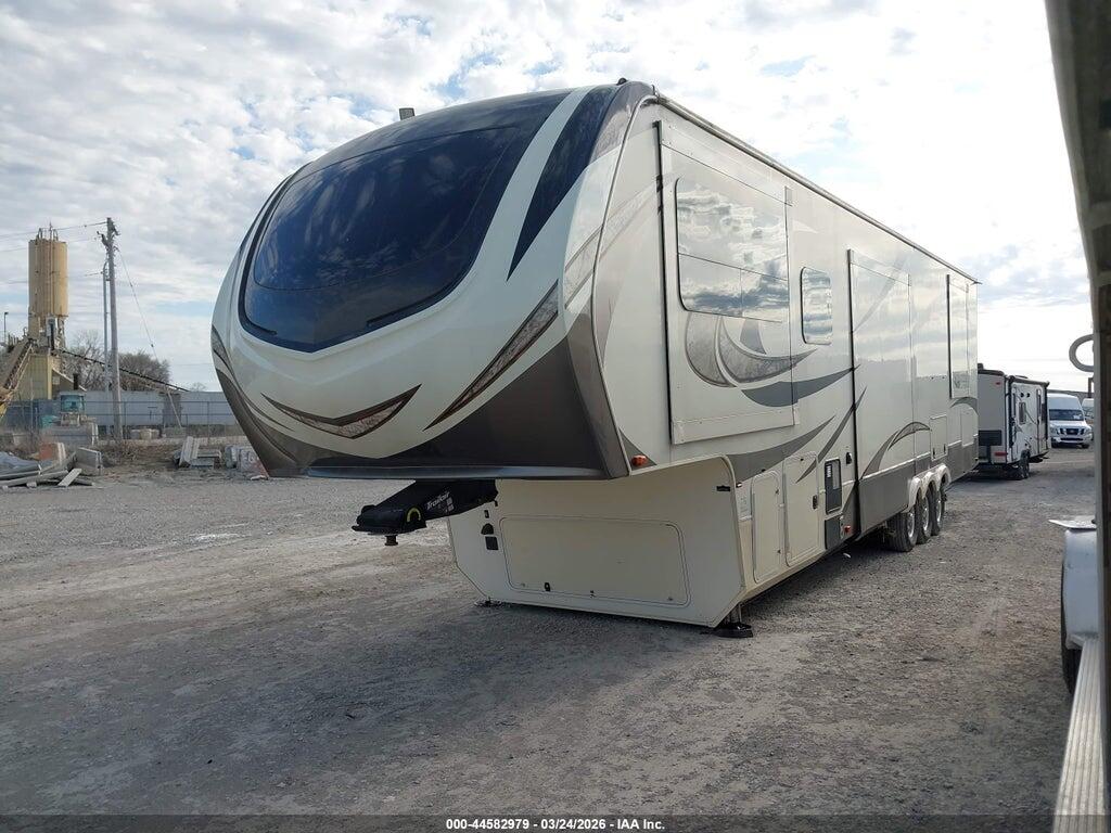 573FS4332J1108657 2018 GRAND DESIGN OTHER photo no. 2