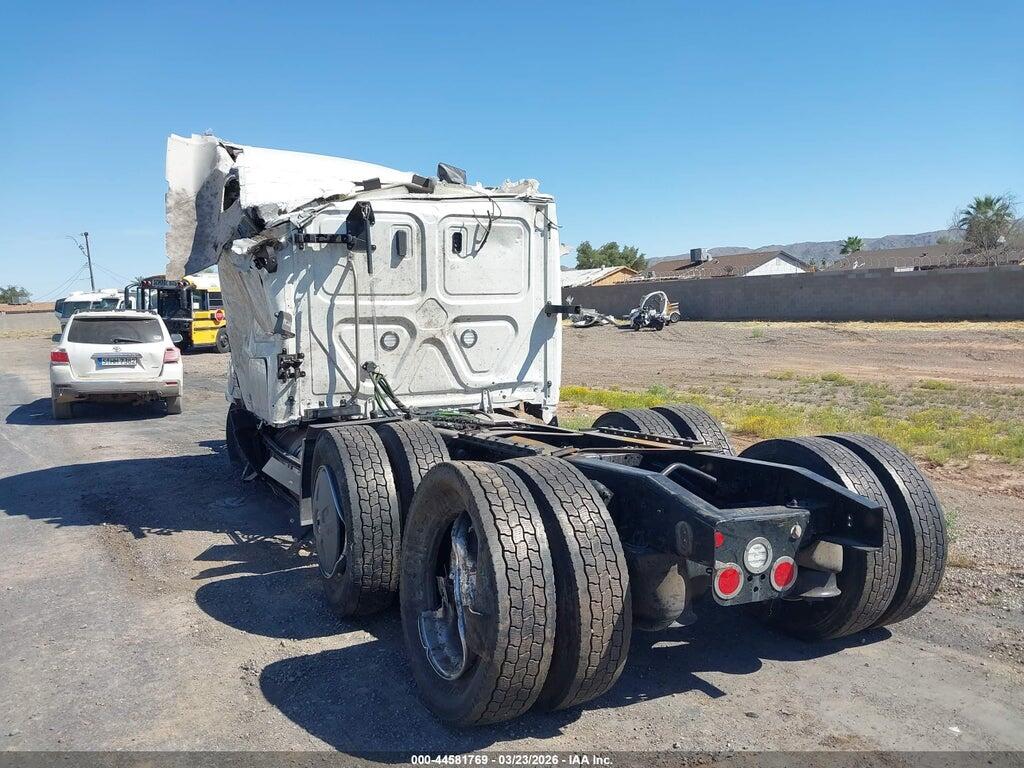 3AKJHHDR8TSWM3877 2026 FREIGHTLINER NEW CASCADIA 126 photo no. 3