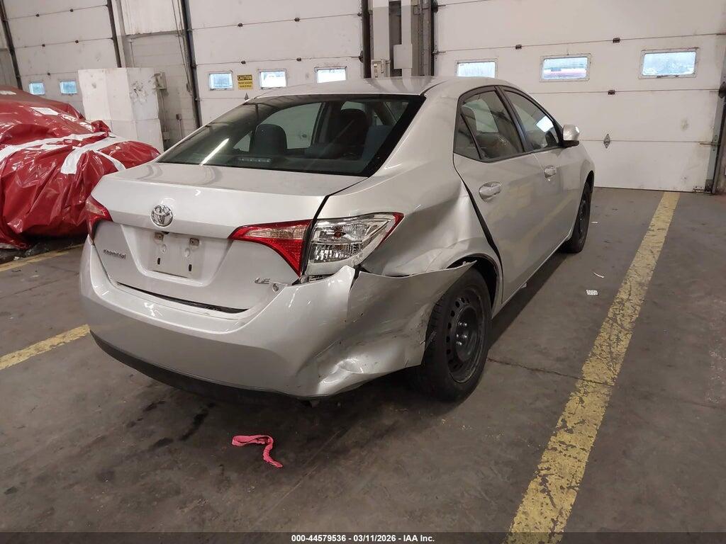 5YFBURHE3JP822591 2018 TOYOTA COROLLA photo no. 4