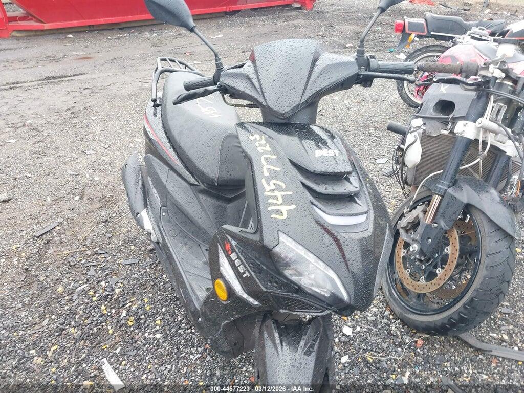 2024 YIBEN 10 SERIES LYDYATKHXR1500391