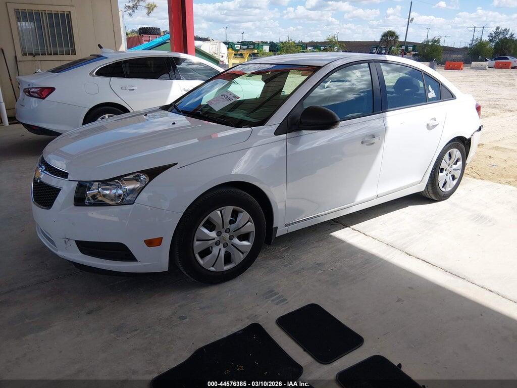 1G1PA5SH7E7215006 2014 CHEVROLET CRUZE photo no. 2