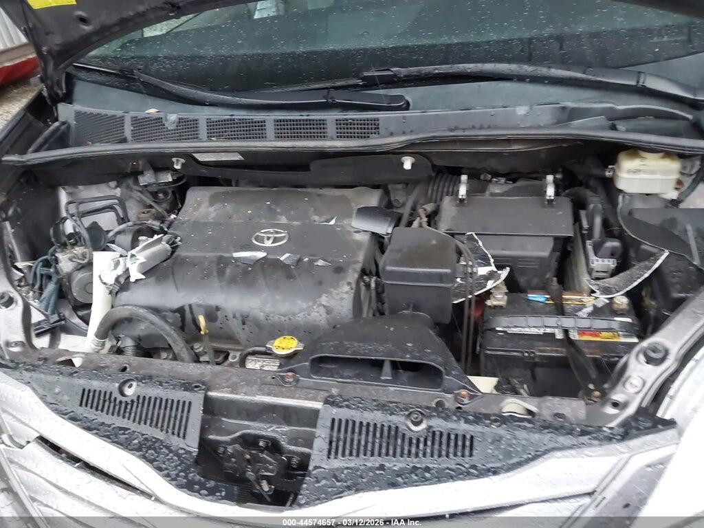 5TDYK3DC2FS645905 2015 TOYOTA SIENNA photo no. 10