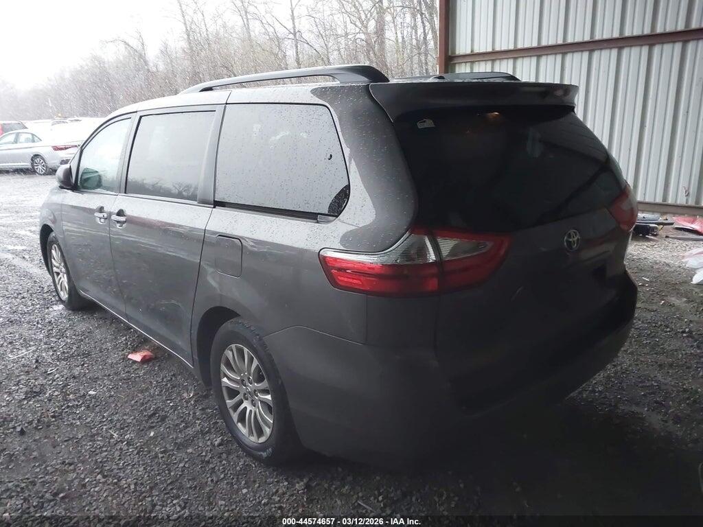 5TDYK3DC2FS645905 2015 TOYOTA SIENNA photo no. 3