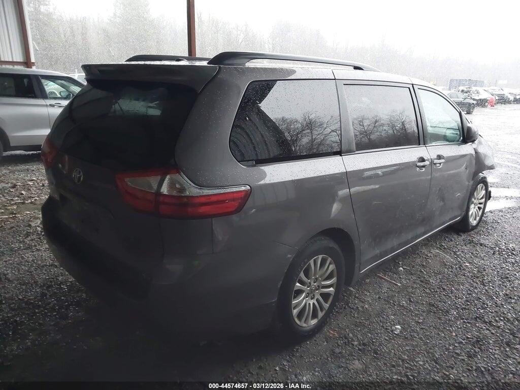 5TDYK3DC2FS645905 2015 TOYOTA SIENNA photo no. 4