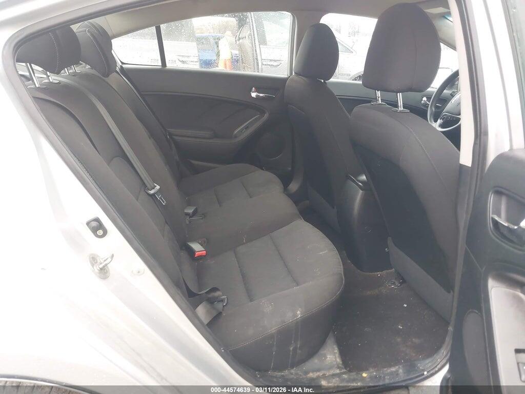 KNAFK4A6XG5445175 2016 KIA FORTE photo no. 8