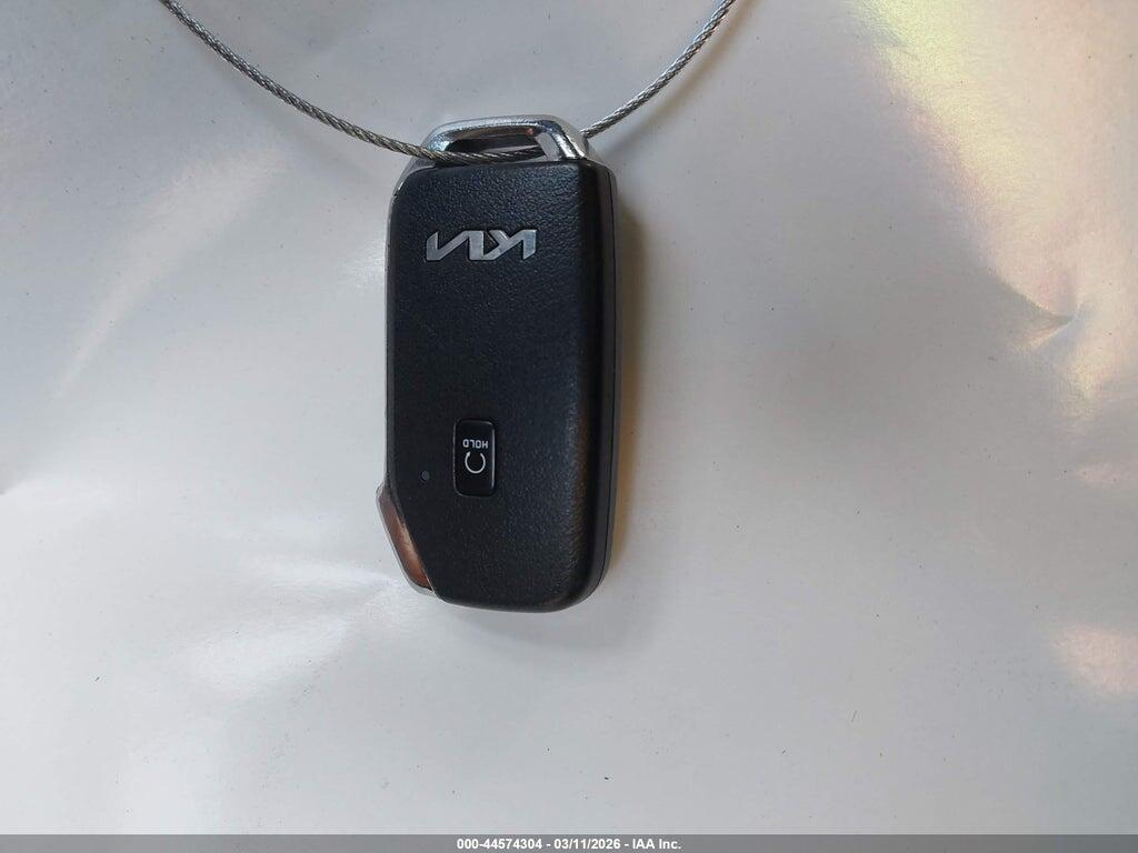 KNDRHDLG0P5173157 2023 KIA SORENTO HYBRID photo no. 11