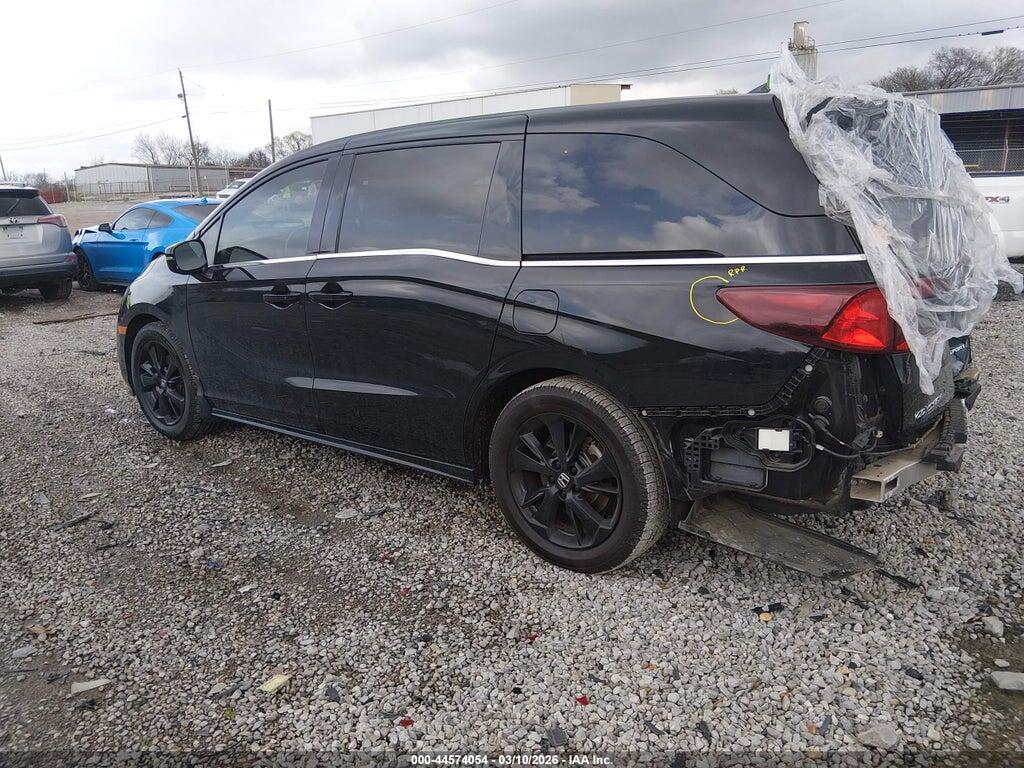 5FNRL6H74PB025417 2023 HONDA ODYSSEY photo no. 3