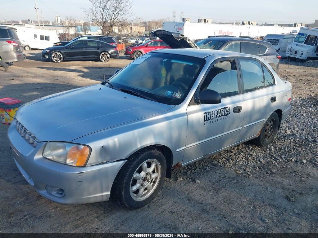 KMHCG45CX2U398537 2002 HYUNDAI ACCENT photo no. 2