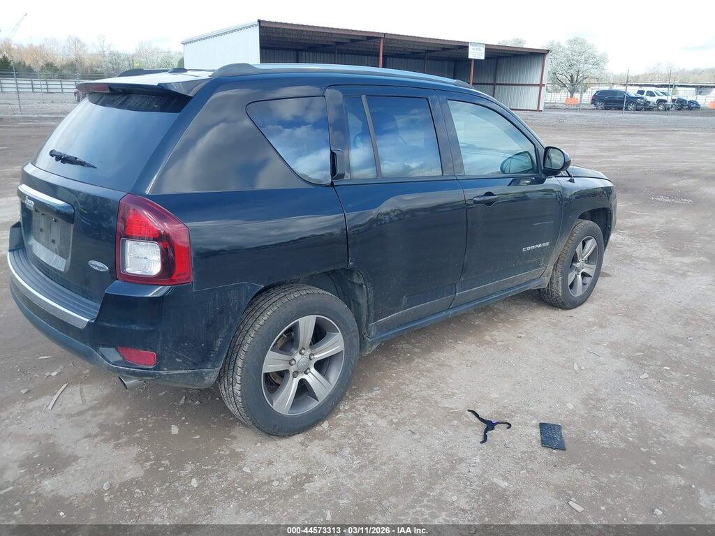 1C4NJDEB8HD177744 2017 JEEP COMPASS photo no. 4