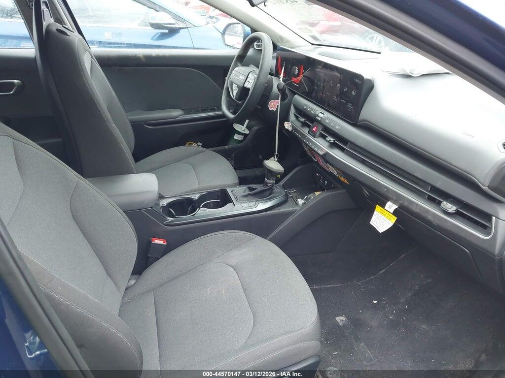 3KPFT4DE2SE184270 2025 KIA K4 photo no. 5