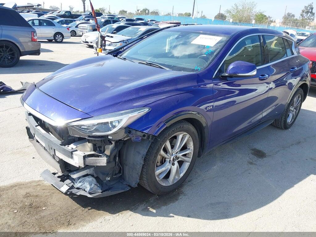 SJKCH5CP3JA040920 2018 INFINITI QX30 photo no. 2