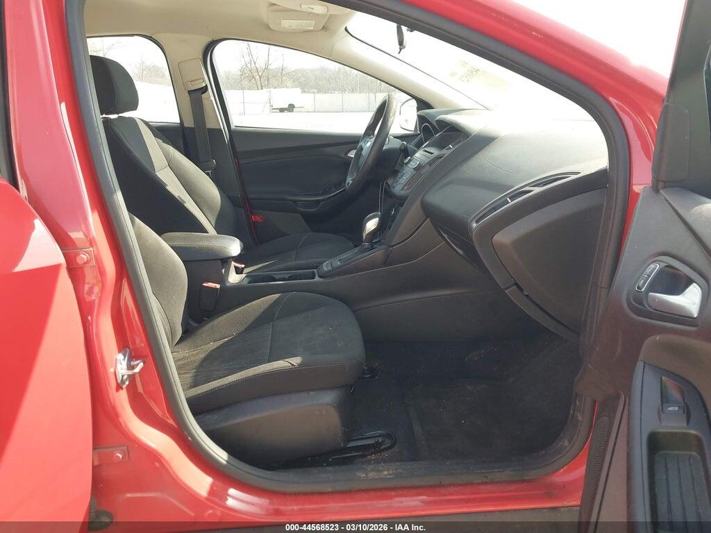1FADP3F26HL259714 2017 FORD FOCUS photo no. 5
