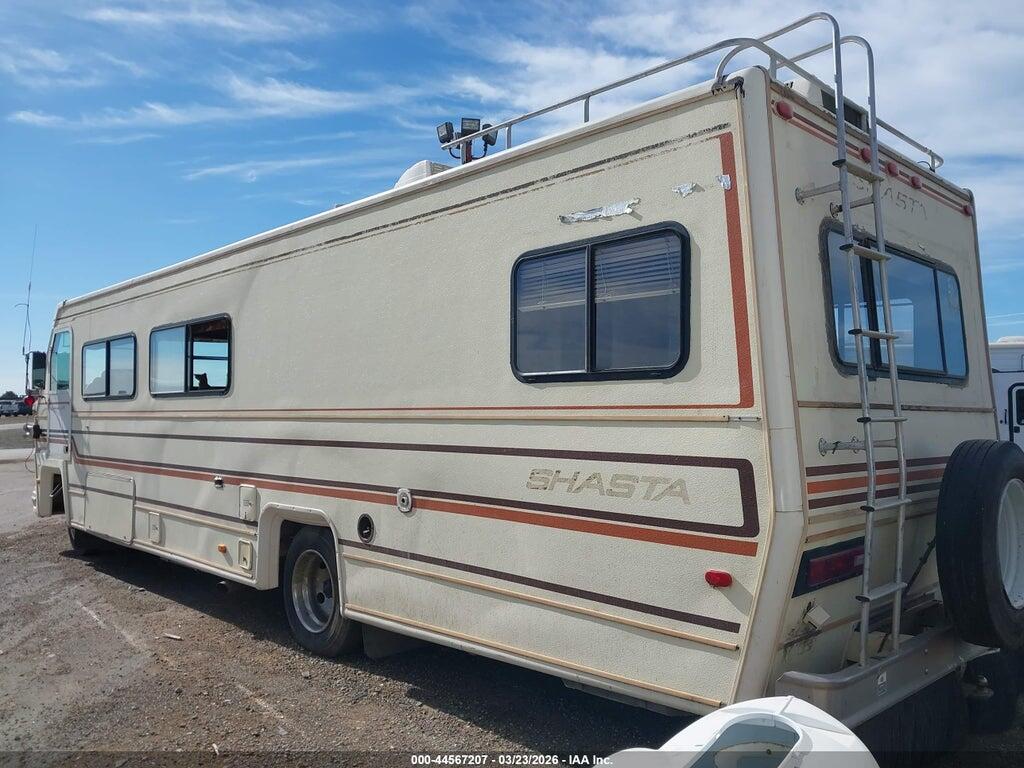 1GBKP37W4F3326993 1985 CHEVROLET SHASTA ROADMASTER 3300 photo no. 3