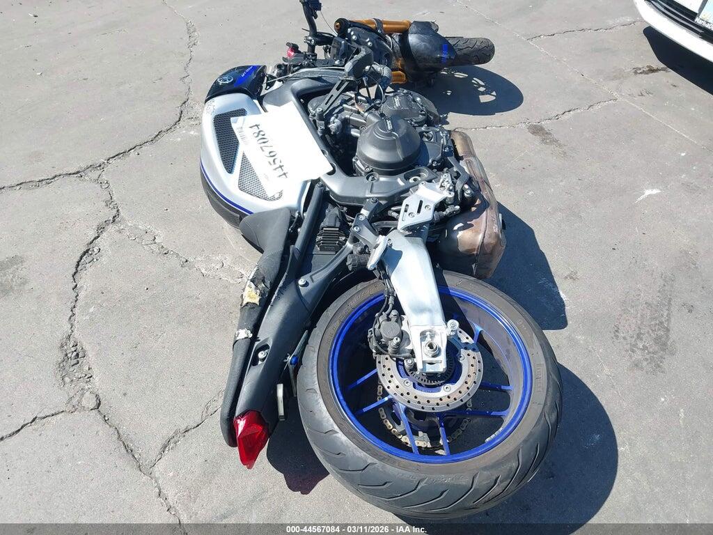 JYARN72Y7NA000417 2022 YAMAHA MT09 photo no. 12