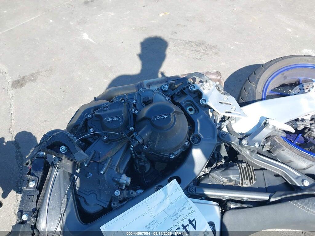 JYARN72Y7NA000417 2022 YAMAHA MT09 photo no. 2