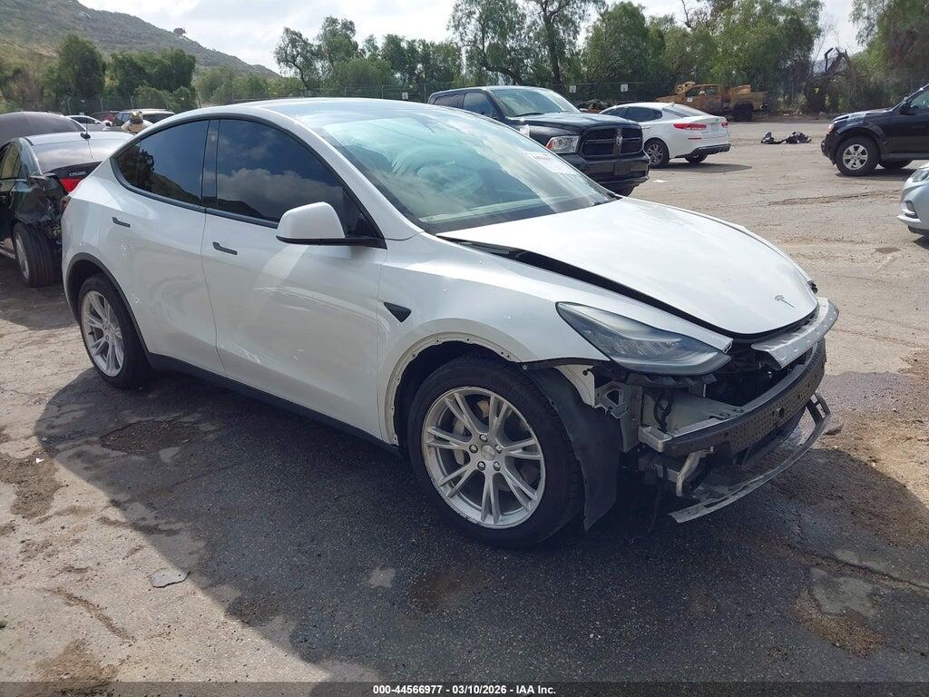 5YJYGDEE5MF096631 2021 TESLA MODEL Y photo no. 1