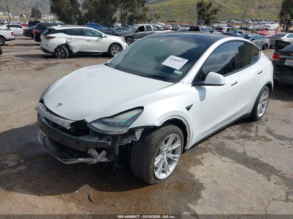 5YJYGDEE5MF096631 2021 TESLA MODEL Y photo no. 2