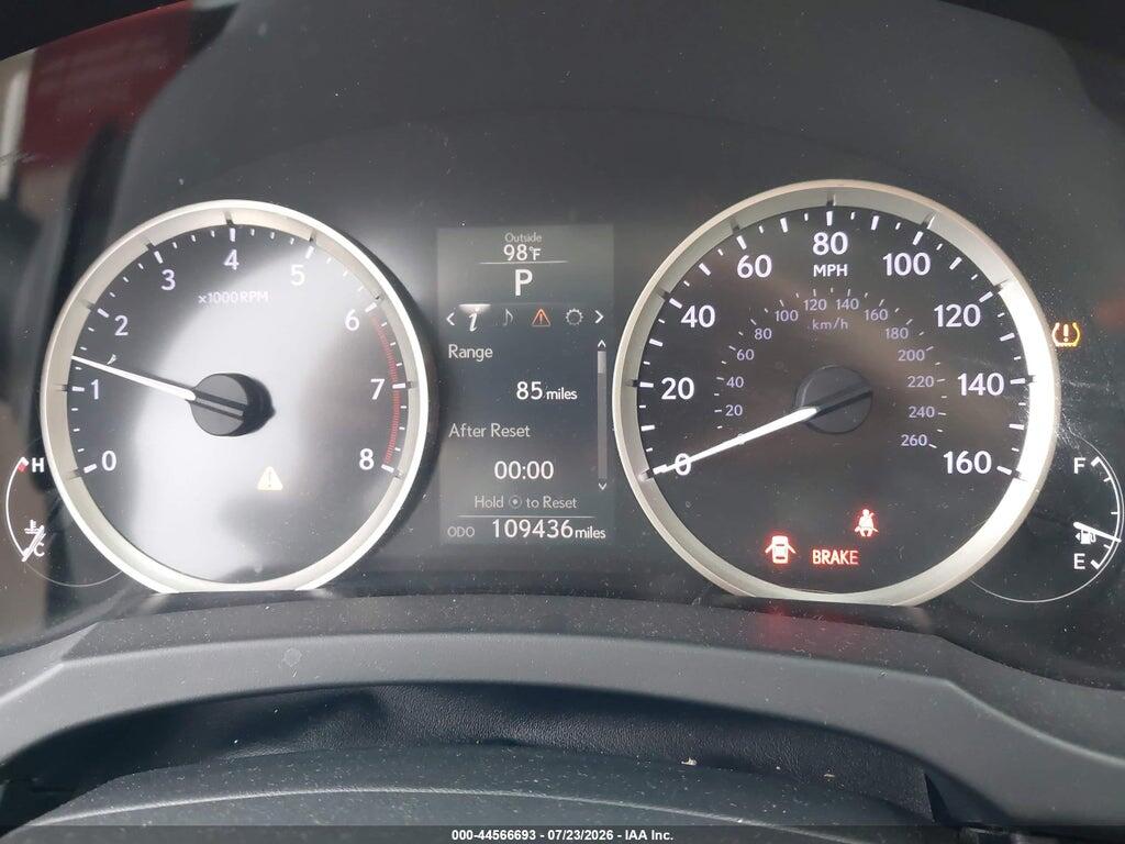 JTHBA1D24G5014437 2016 LEXUS IS 200T photo no. 7