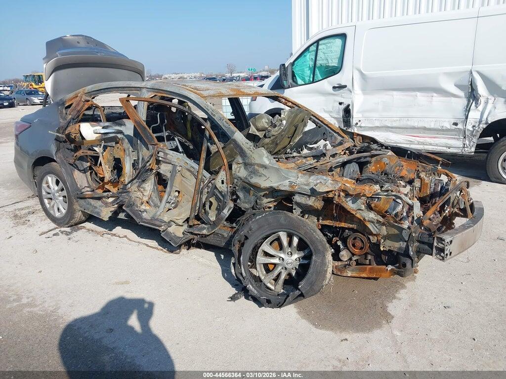 1N4AL3AP0FC107216 2015 NISSAN ALTIMA photo no. 1