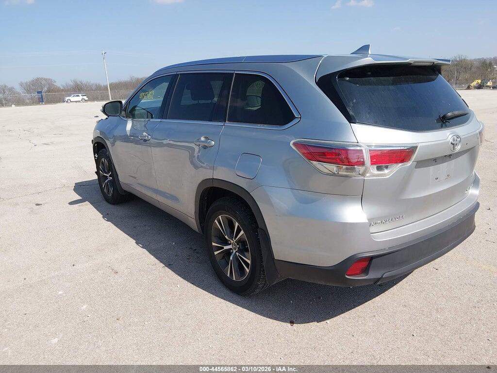5TDJKRFH4GS318968 2016 TOYOTA HIGHLANDER photo no. 3