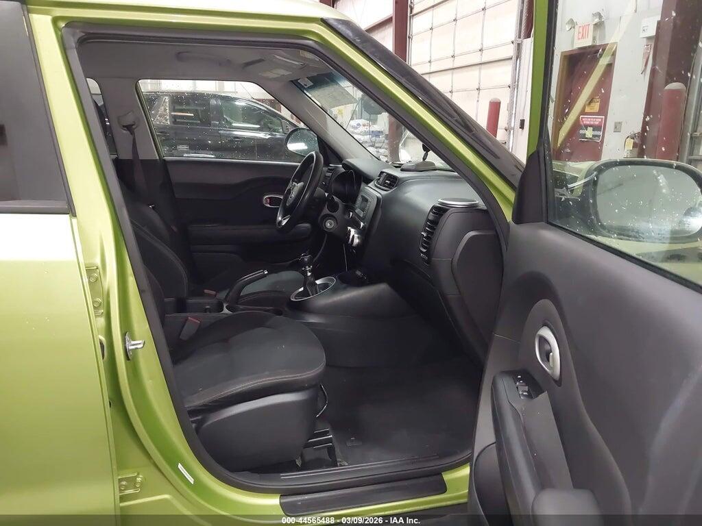KNDJN2A26E7722458 2014 KIA SOUL photo no. 5