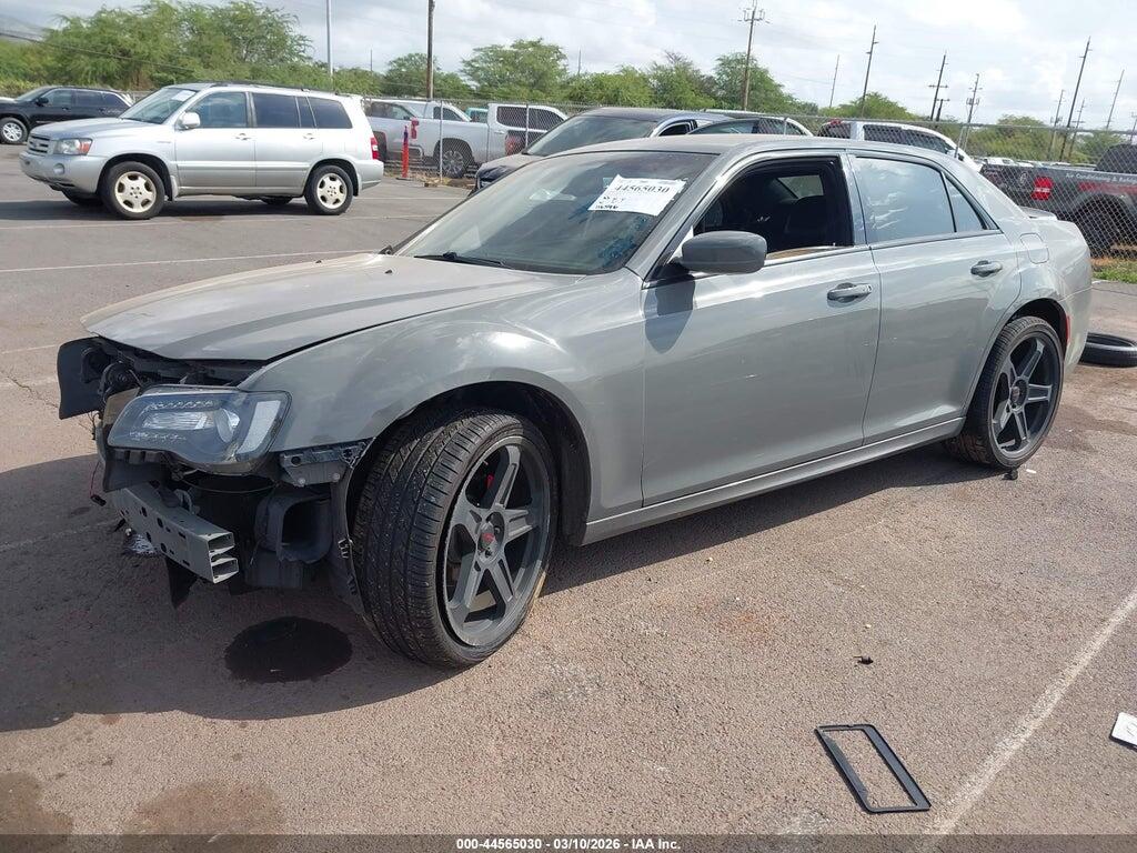 2C3CCABG4JH201602 2018 CHRYSLER 300 photo no. 2