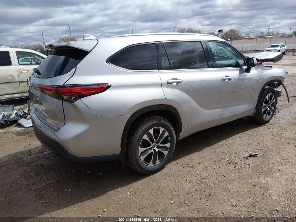 5TDGZRBH2MS551769 2021 TOYOTA HIGHLANDER photo no. 4