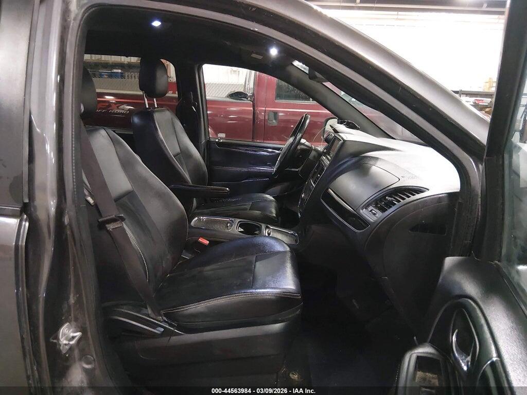2C4RDGCG7JR258486 2018 DODGE GRAND CARAVAN photo no. 5