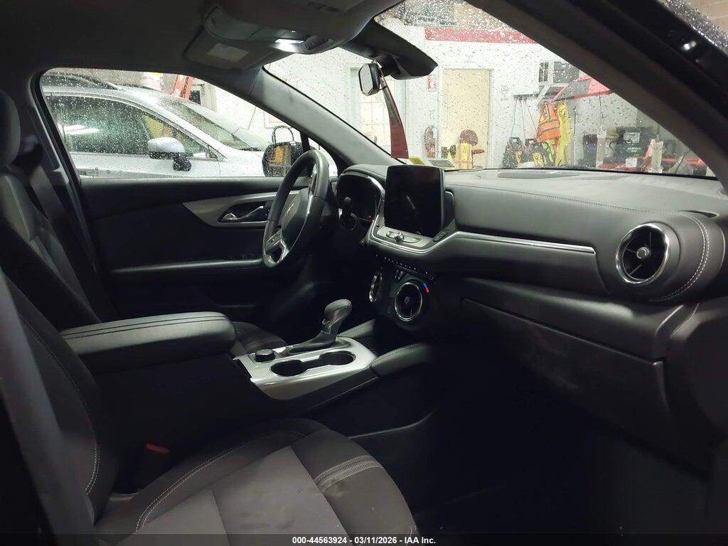 3GNKBHR40RS177314 2024 CHEVROLET BLAZER photo no. 5